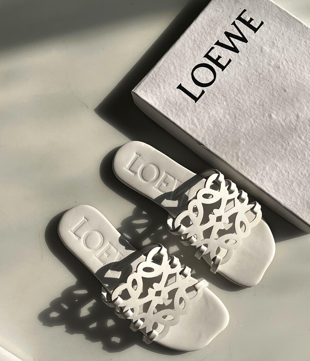 LOEWE FLAT SLIPPERS