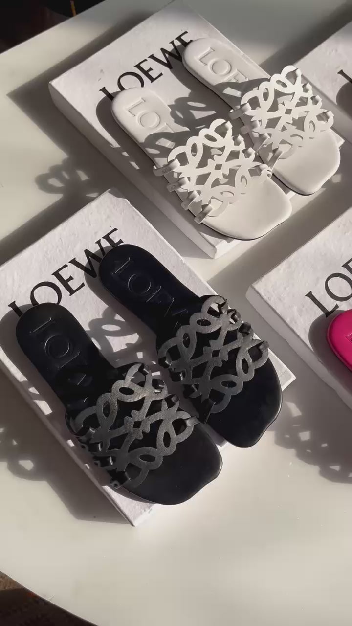 LOEWE FLAT SLIPPERS