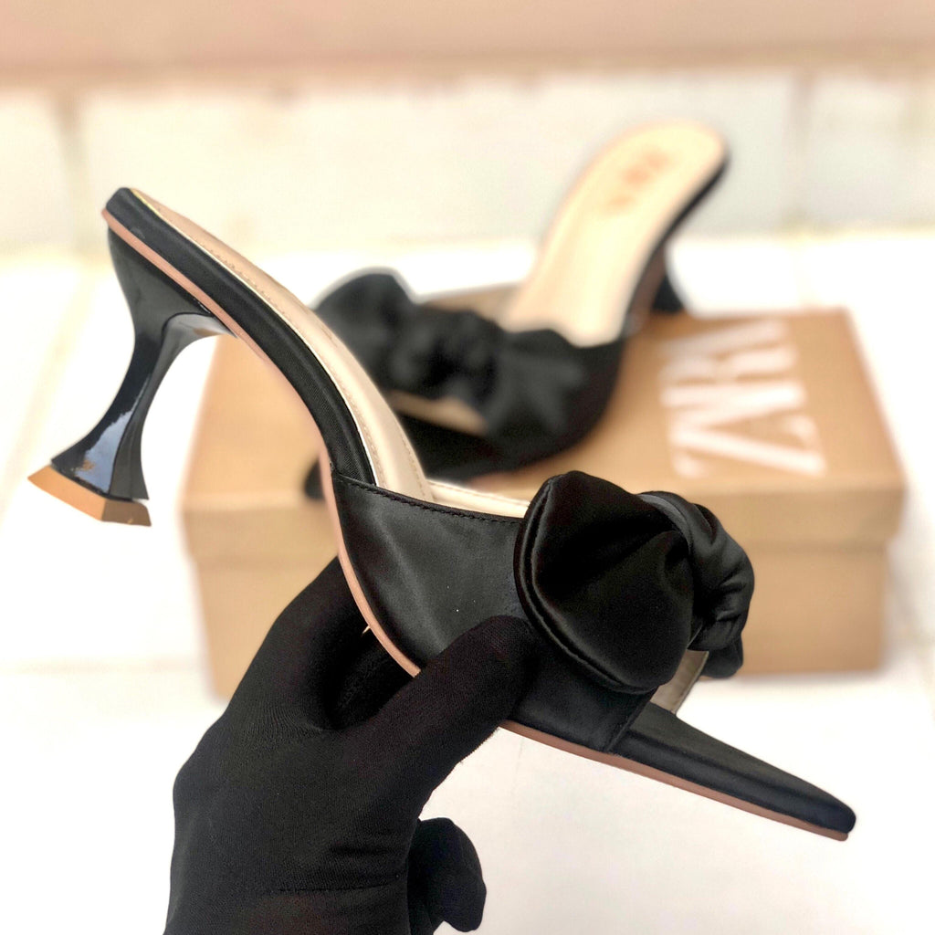 Bow Heel ( ALLOW TO OPEN AND FREE SHIPPING )