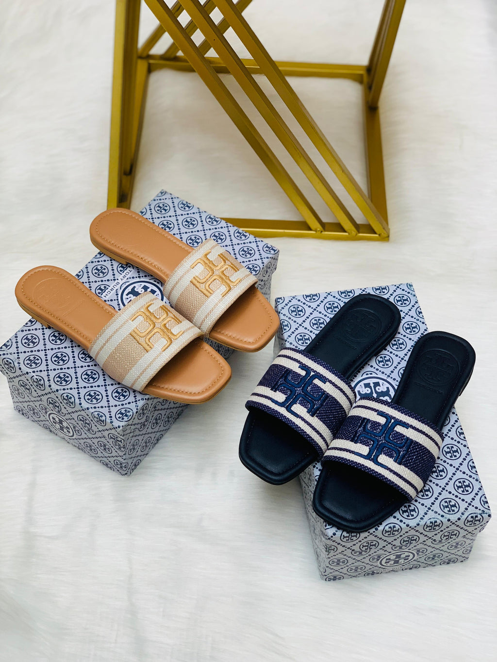 Slipper T fitting upper color line( ALLOW TO OPEN AND FREE SHIPPING )