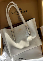 TOTE STYLE HANDBAG