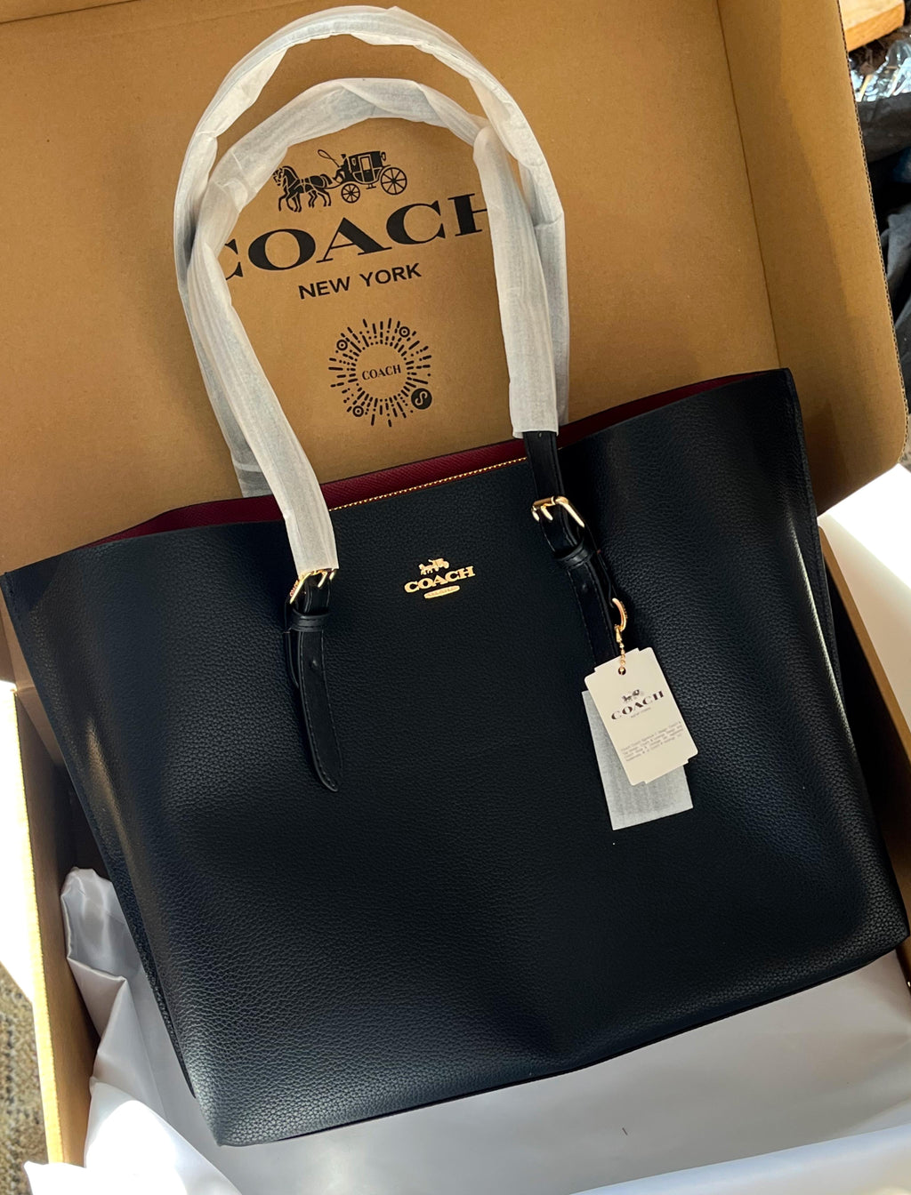 TOTE STYLE HANDBAG